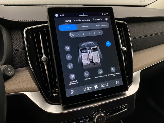 Volvo XC90 B5 AWD AUT DARK PLUS 7míst