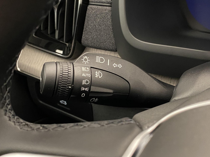 Volvo XC90 B5 AWD DARK PLUS AUT CZ 7míst