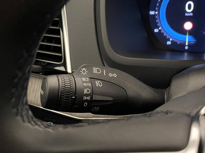 Volvo XC90 B5 AWD ULTIMATE DARK CZ 7míst