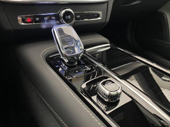 Volvo V90 T6 AWD DARK PLUS AUT