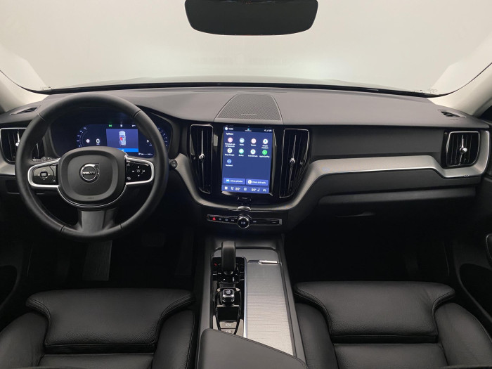 Volvo XC60 B5 AWD DARK PLUS AUT