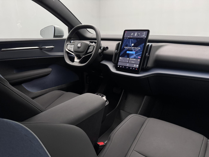 Volvo EX30 PURE ELECTRIC SINGLE CORE CZ