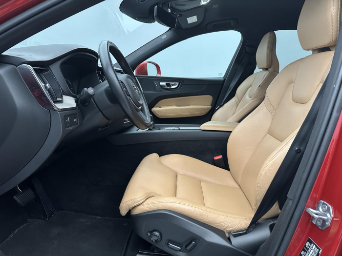 Volvo XC60 D4 AWD INSCRIPTION CZ 2.0 d