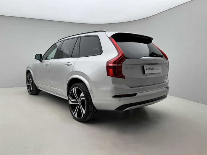 Volvo XC90 B5 AWD R-DESIGN 7MÍSTNÁ AUT