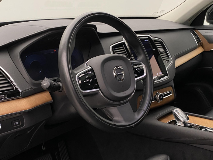 Volvo XC90 B5 AWD INSCRIPTION REZERVACE