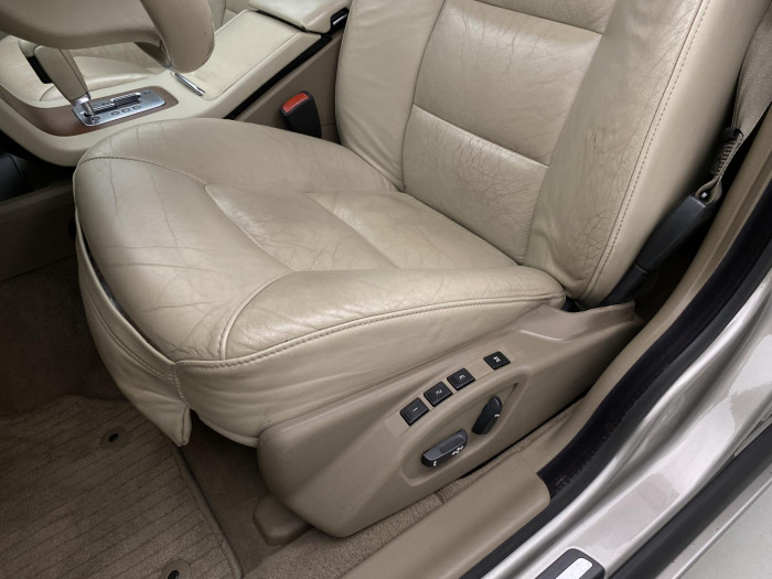 Volvo V70 D5 AWD SUMMUM AUT CZ 2.4 d Summum