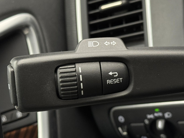 Volvo XC60 D4 AWD MOMENTUM AUT 2.4 d Momentum