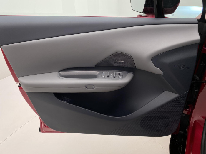 Lynk & Co 02 MORE EV