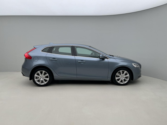 Volvo V40 D2 INSCRIPTION Aut 2.0 d