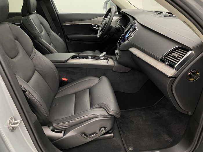 Volvo XC90 T8 RECHARGE BRIGHT ULTRA 7m