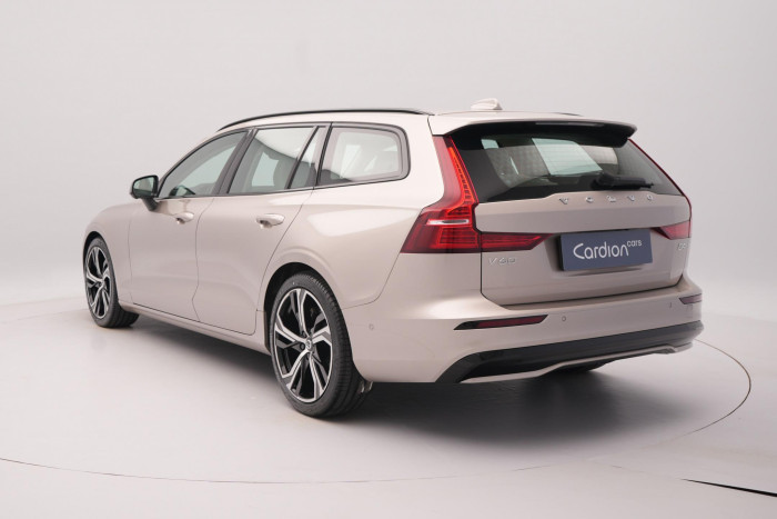 Volvo V60 B4 AUT DARK PLUS