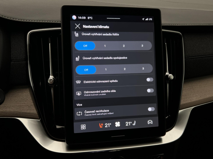 Volvo XC90 B5 AWD PLUS BRIGHT 7MÍST CZ