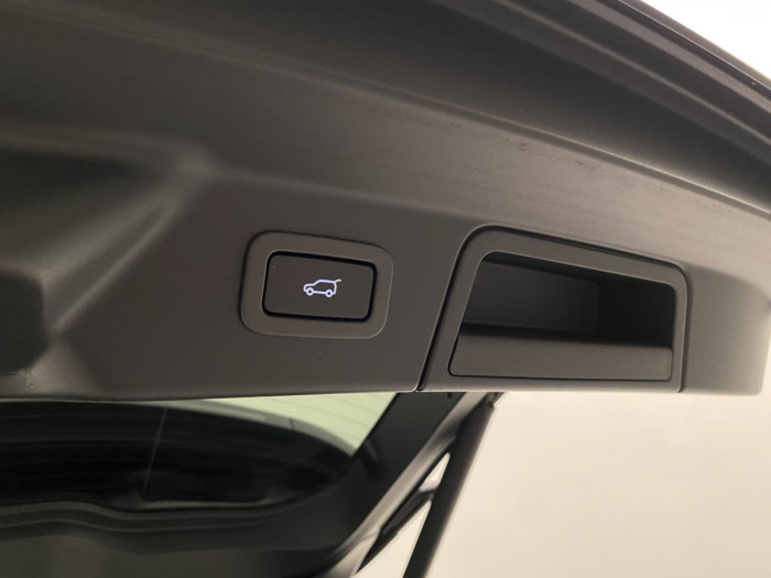 Land Rover Range Rover Velar D300 R-DYNAMIC HSE REZERVACE 3.0 d Dynamic