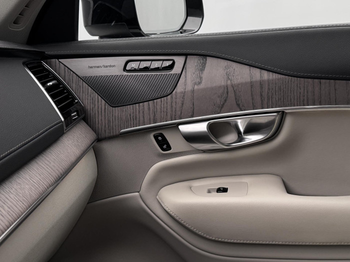 Volvo XC90 B6 AWD PLUS DARK CZ 1.maj