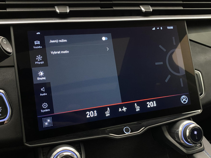 Lynk & Co 01 MORE PHEV