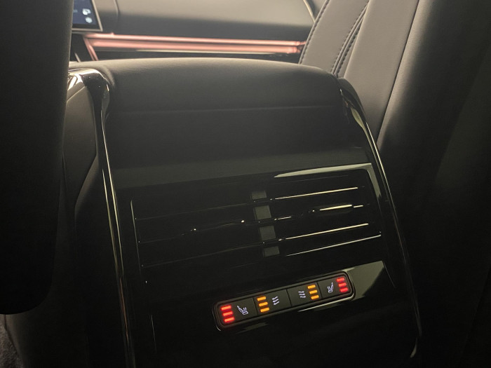 Land Rover Range Rover Sport D300 DYNAMIC SE AWD AUT 3.0 d Dynamic SE