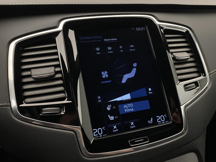 Volvo XC90 D5 AWD R-DESIGN REZERVACE 2.0 d
