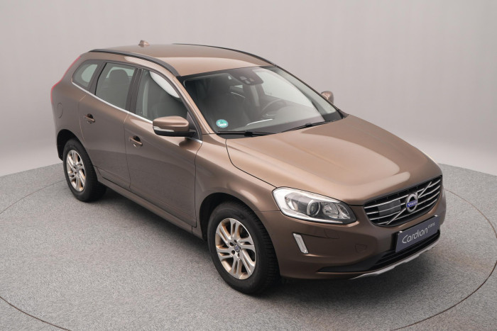Volvo XC60 D4 MOMENTUM AUT CZ 2.4 d Momentum