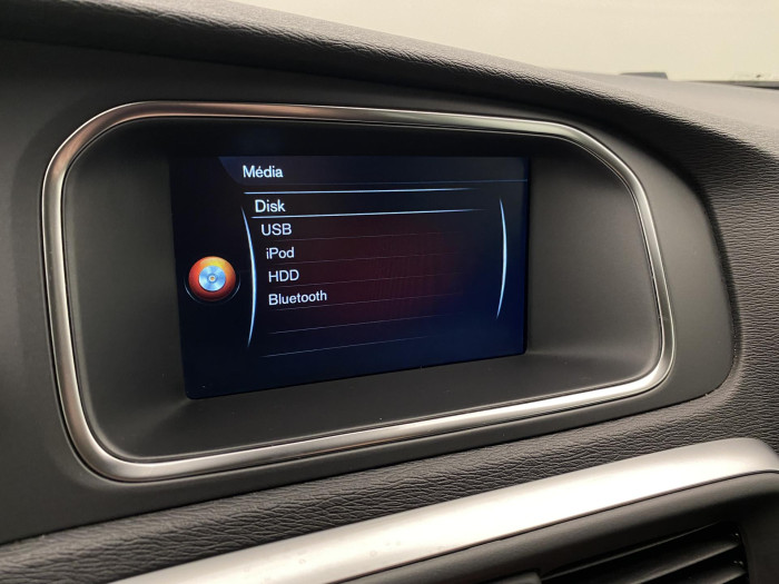 Volvo V40 D3 MOMENTUM AUT 2.0 d Momentum