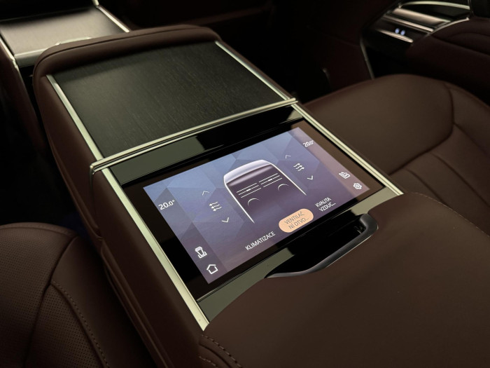 Land Rover Range Rover P530 AUTOBIOGRAPHY REZERVACE