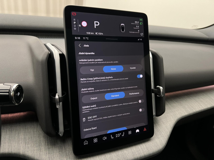 Volvo EX30 PURE TWIN PERFORMANCE ULTRA