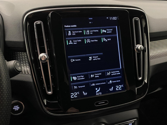 Volvo XC40 T4 AWD R-DESIGN AUT