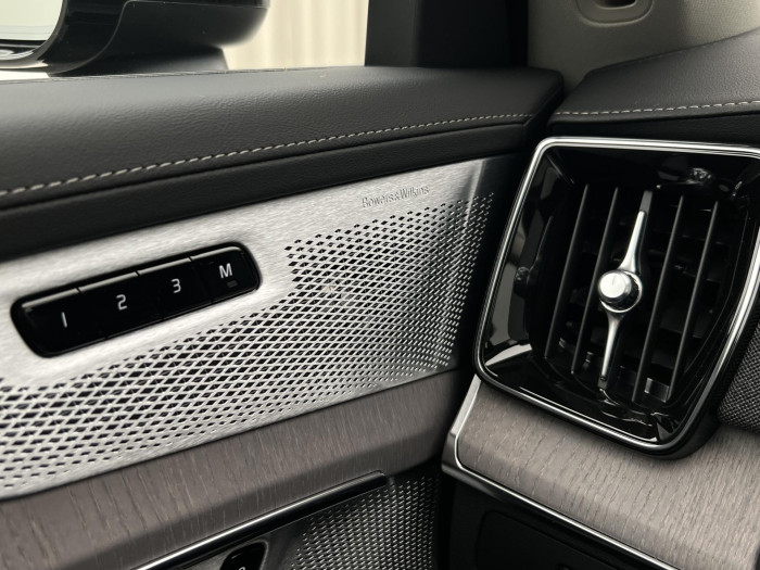 Volvo XC90 T8 AWD RECHARGE DARK PLUS AUT