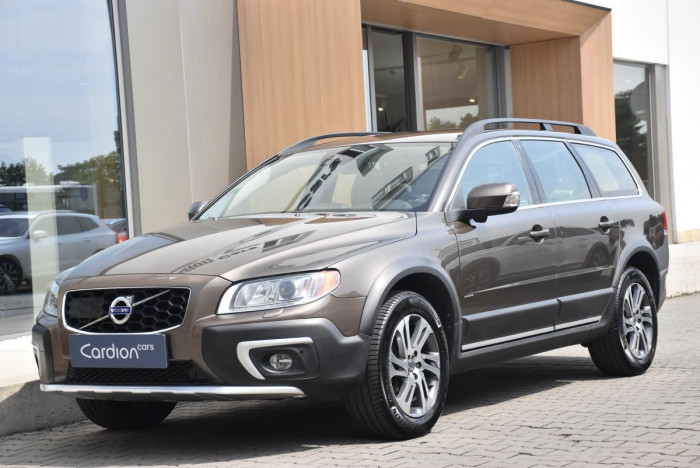 Volvo XC70 D4 AWD SUMMUM REZERVACE 2.4 d Summum