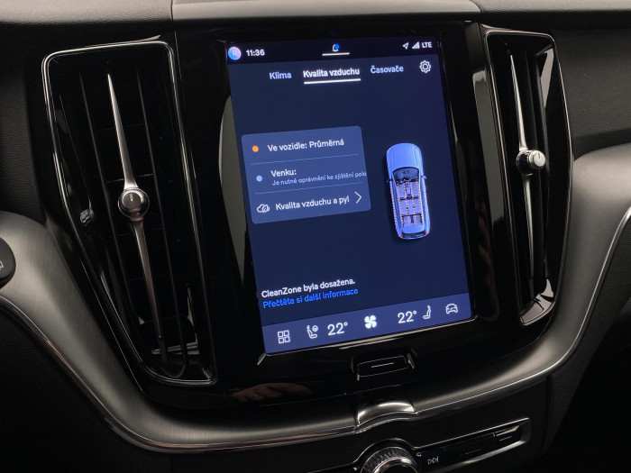 Volvo XC60 B4 AWD CORE AUT CZ