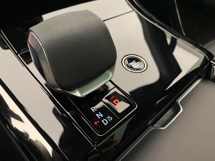 Land Rover Range Rover Sport D250 DYNAMIC SE AWD REZERVACE 3.0 d Dynamic SE