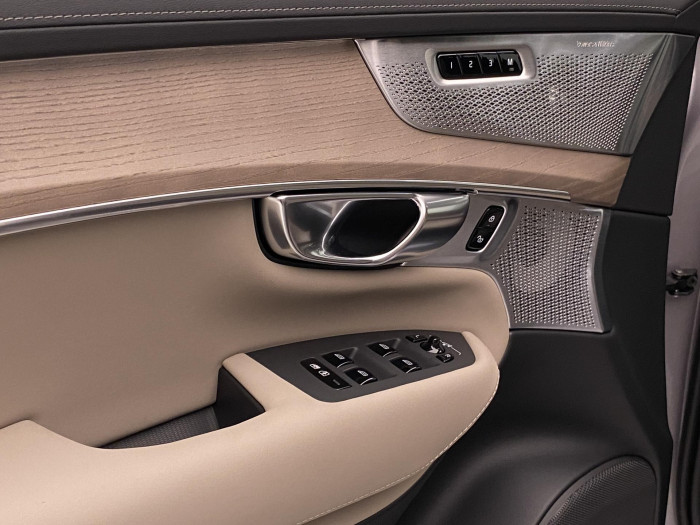 Volvo XC90 T8 AWD RECHARGE DARK PLUS 7m