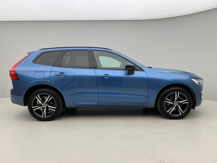 Volvo XC60 B4 AWD R-DESIGN AUT REZERVACE