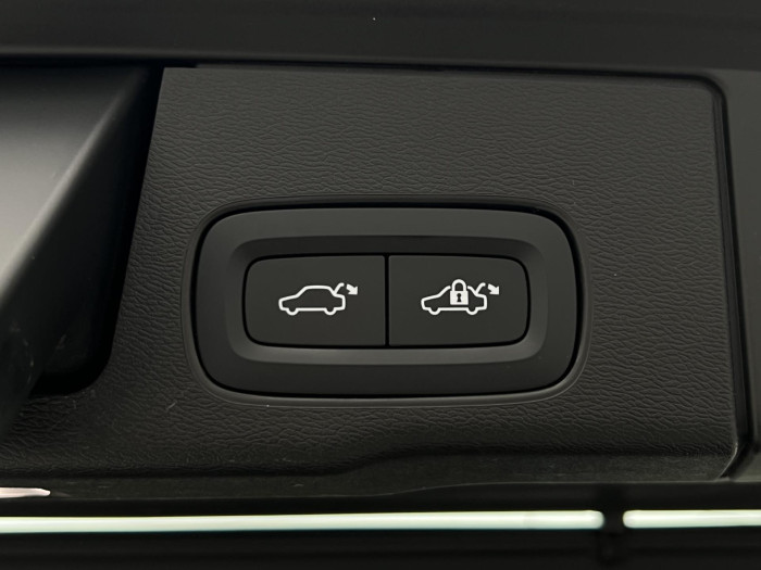 Volvo XC60 B4 INSCRIPTION AUT