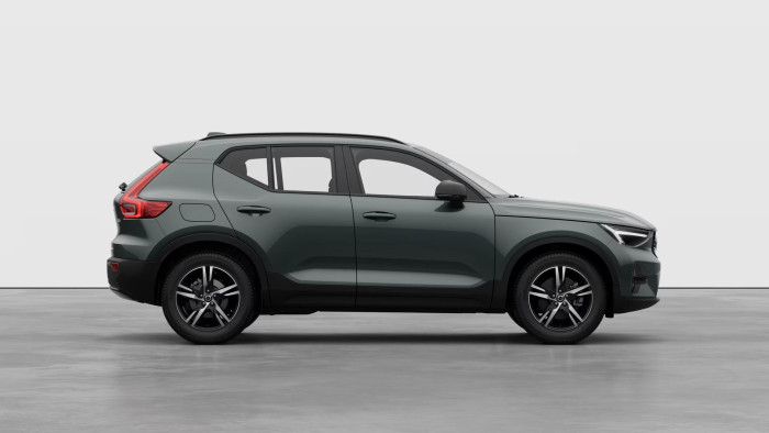 Volvo XC40 B3 AUT DARK PLUS