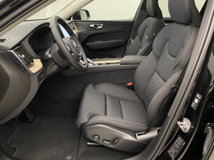 Volvo XC60 T8 AWD BRIGHT ULTRA AUT CZ