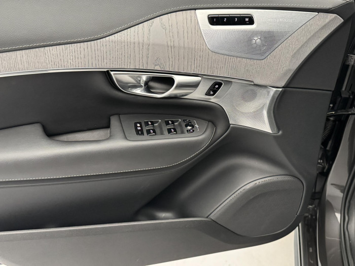 Volvo XC90 T8 AWD RECHARGE ULTIMATE 1.maj