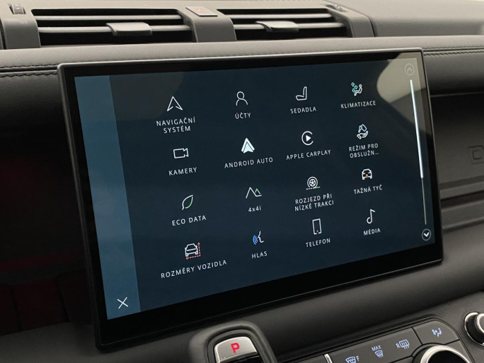 Land Rover Defender 110 V8 P525 AWD AUT REZERVACE 5.0 V8