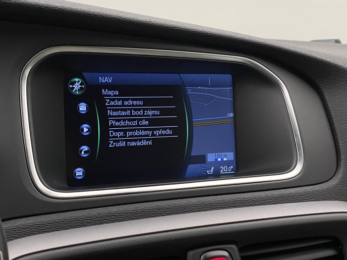 Volvo V40 D3 NAVIGACE AUT REZERVACE 2.0 d