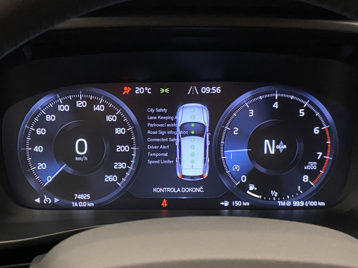 Volvo XC40 T2 CORE NAVIGACE 1.maj