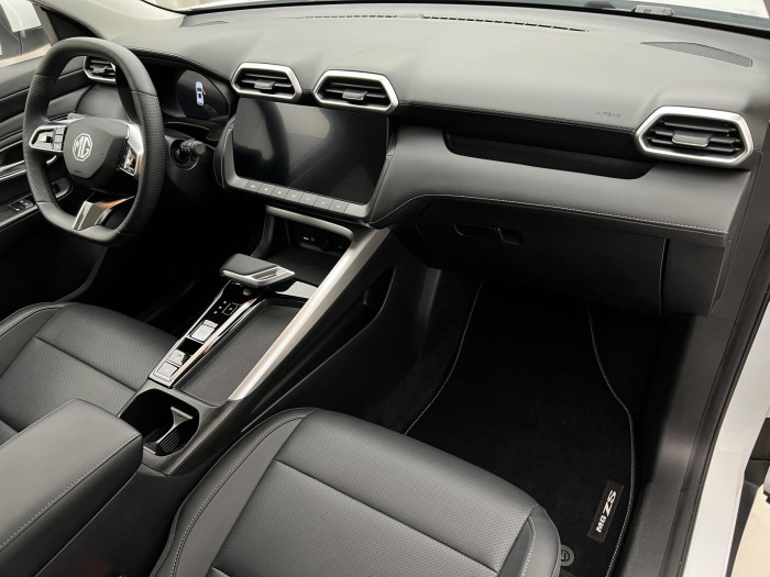 MG ZS 1.5 EXCLUSIVE HYBRID+ AUT CZ 1.5 Exclusive