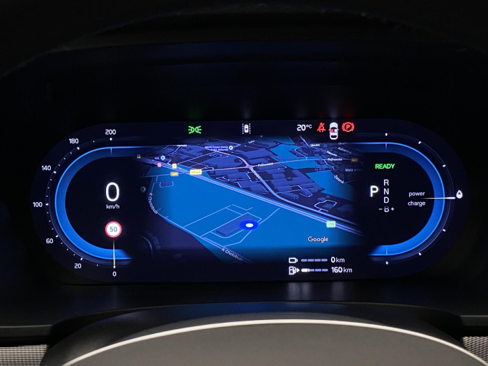 Volvo V90 T8 AWD RECHARGE REZERVACE