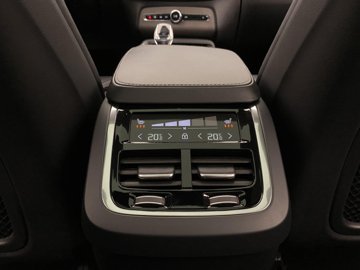 Volvo XC90 B5 AWD INSCRIPTION AUT 1.maj
