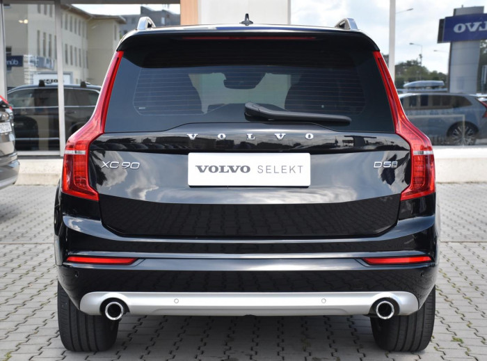 Volvo XC90 D5 AWD MOMENTUM REZERVACE 2.0 d Momentum