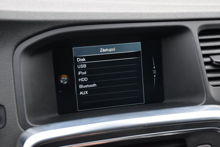 Volvo V60 D4 MOMENTUM REZERVACE 2.0 d Momentum