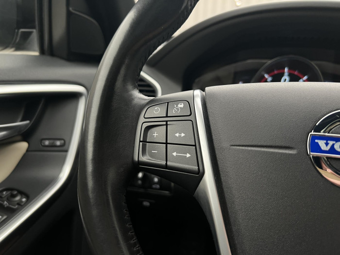 Volvo XC60 D4 AWD SUMMUM AUT 2.4 d Summum