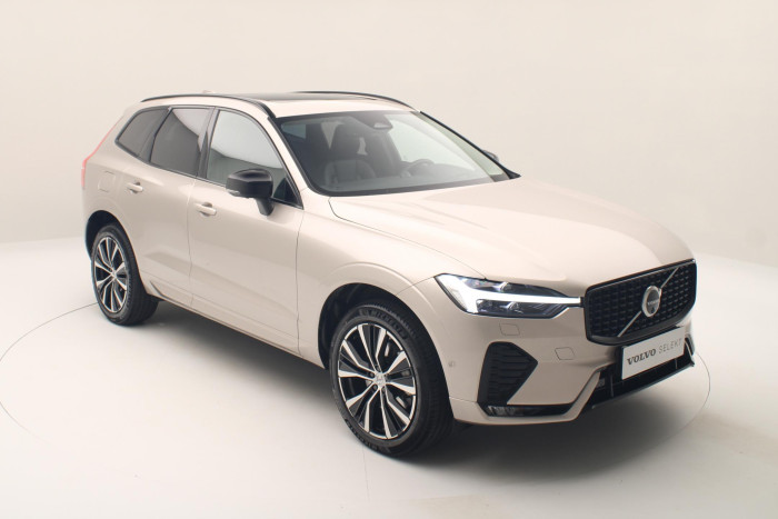 Volvo XC60 B5 AWD ULTRA DARK AUT CZ 1.maj