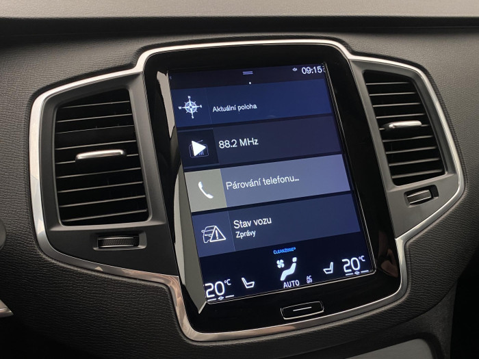 Volvo XC90 D5 AWD MOMENTUM AUT CZ 7míst 2.0 d Momentum