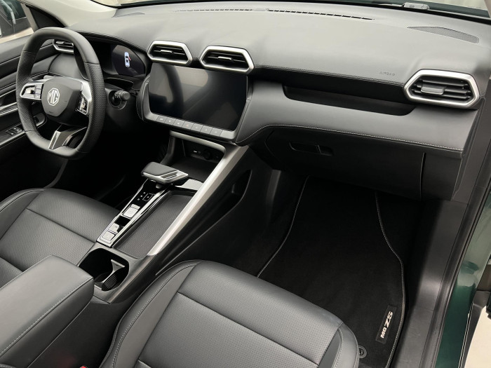 MG ZS 1.5 EXCLUSIVE HYBRID+ AUT CZ 1.5 Exclusive