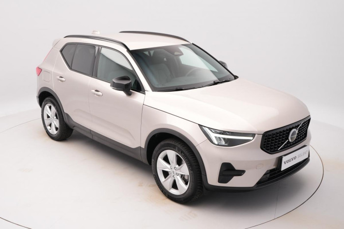 Volvo XC40 B3 DARK PLUS AUT CZ 1.maj.