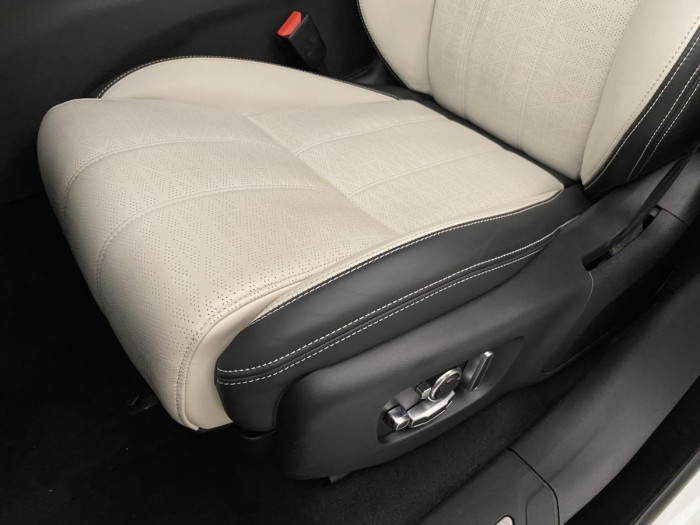 Land Rover Range Rover Velar D300 R-DYNAMIC HSE  REZERVACE 3.0 d Dynamic